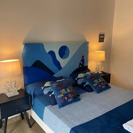 Comme A La Maison Pres De La Dolce Via 4*
