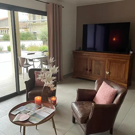 招待所 Comme A La Maison Pres De La Dolce Via 4*