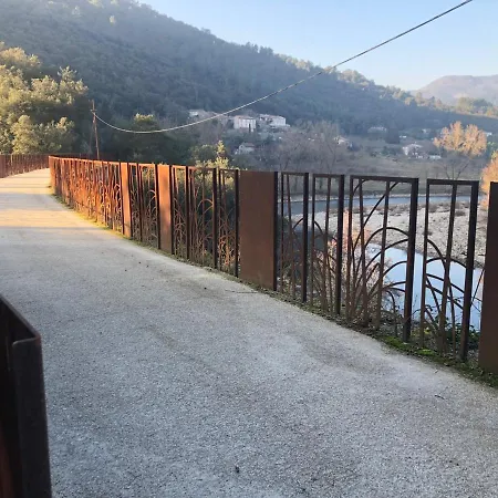 Comme à La Maison Près De La Dolce Via Maison d'hôtes Saint-Fortunat-sur-Eyrieux