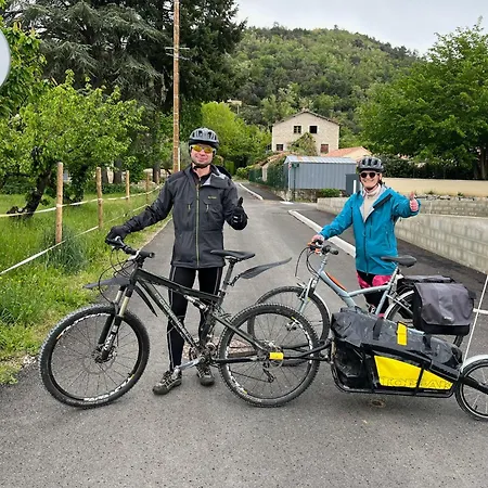Comme A La Maison Pres De La Dolce Via בית הארחה Saint-Fortunat-sur-Eyrieux